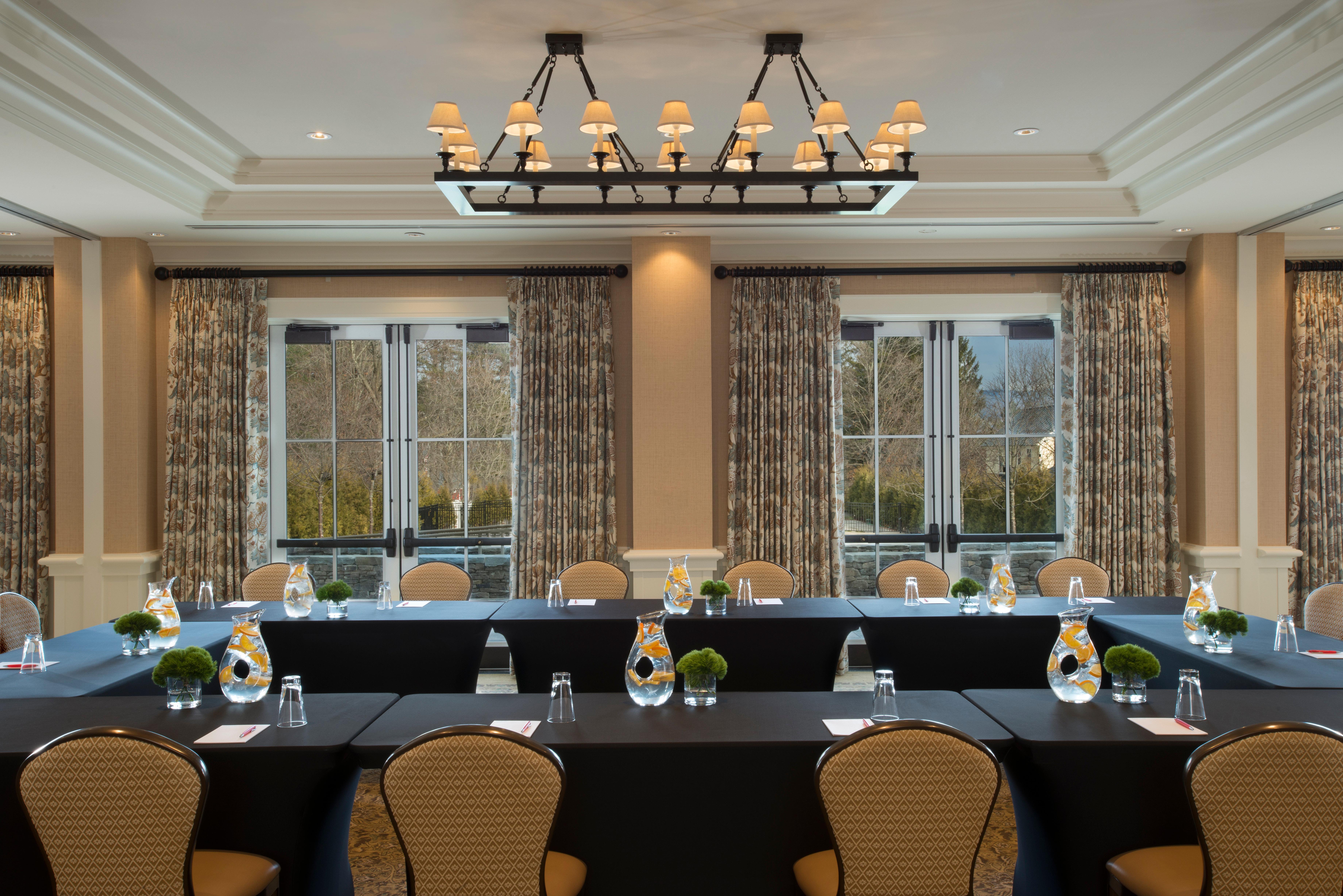 Kimpton Taconic Hotel By Ihg Manchester Exterior photo